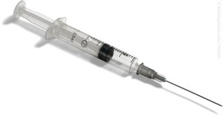 syringe-Fotolia_billionphotos_dot_com