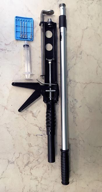 Figure 4. A pole syringe.