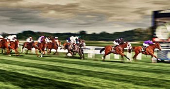 horse racing horseracing Grand National Image: © nupho / Adobe Stock